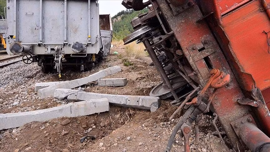 CHDC Congo: Tàu hàng trật bánh khiến hơn 20 người thương vong ảnh 1