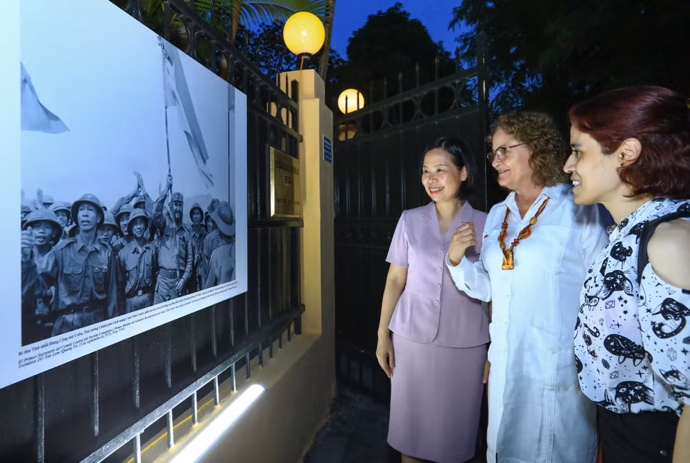 Lễ Kỷ niệm 50 năm chuyến thăm đầu tiên tới Việt Nam của Lãnh tụ Fidel ảnh 2