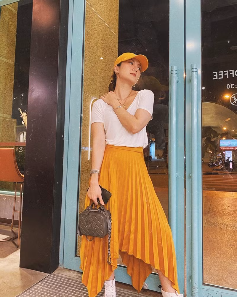 Street style xanh mướt, ngập nắng mùa Hè của dàn sao Việt ảnh 14