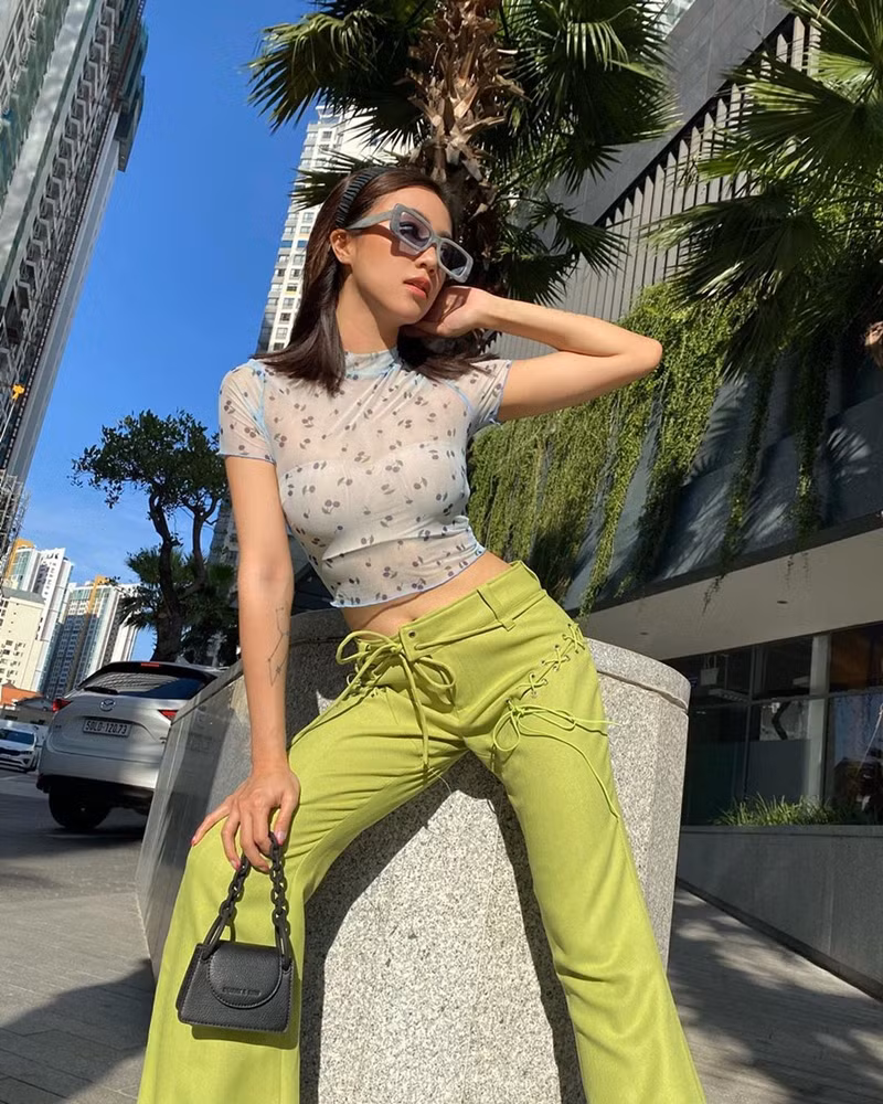 Street style xanh mướt, ngập nắng mùa Hè của dàn sao Việt ảnh 3