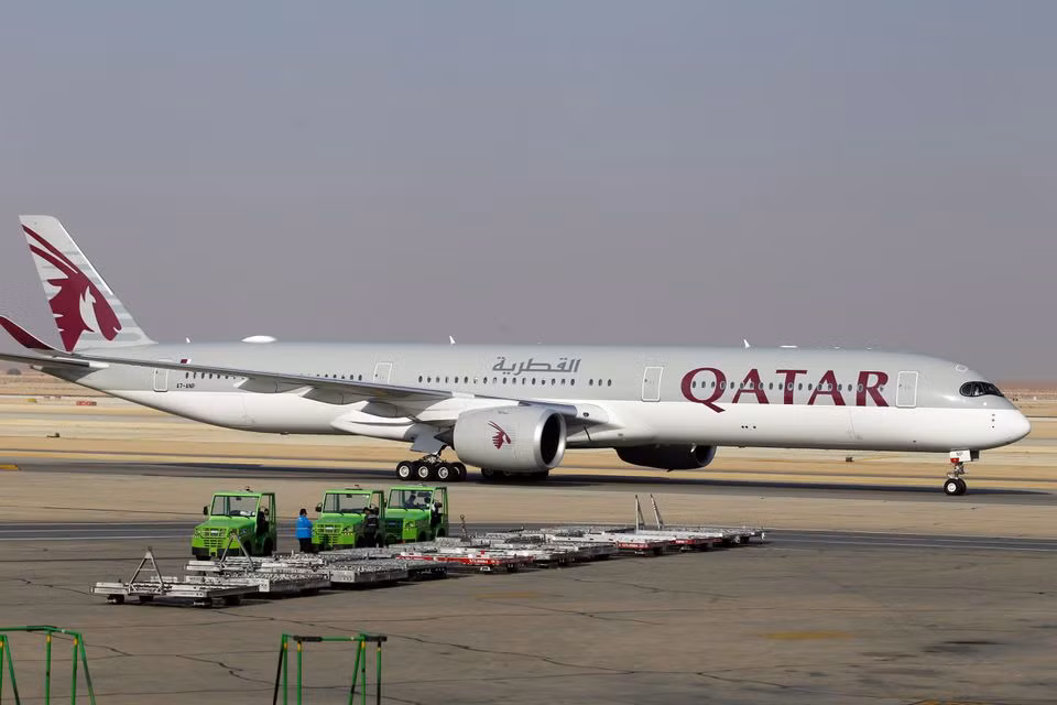 Qatar Airways tạm dừng khai thác 13 Airbus A350 vì lỗi thân máy bay ảnh 1