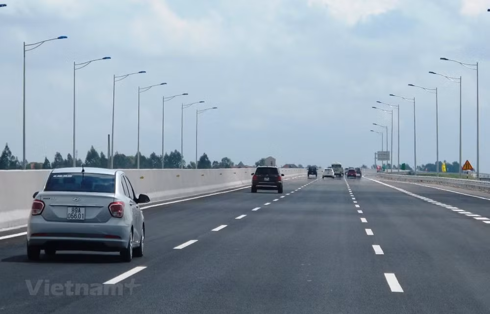 Khơi nguồn vốn cho dự án cao tốc qua phát hành trái phiếu doanh nghiệp ảnh 1