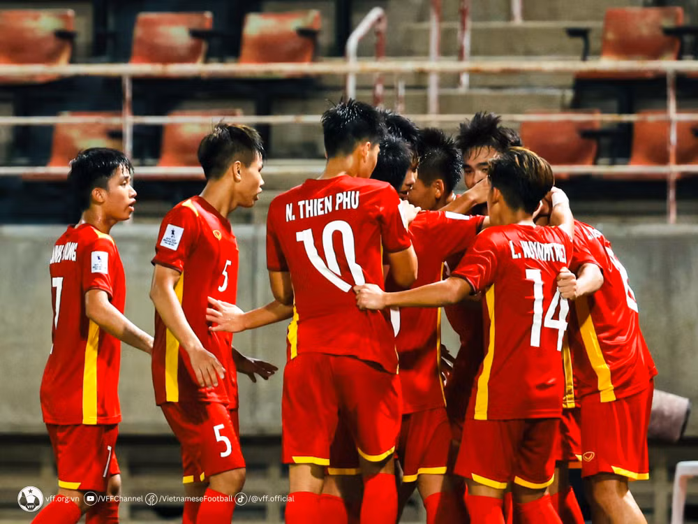 U17 Việt Nam hòa đáng tiếc trong ngày ra quân Giải U17 châu Á ảnh 2