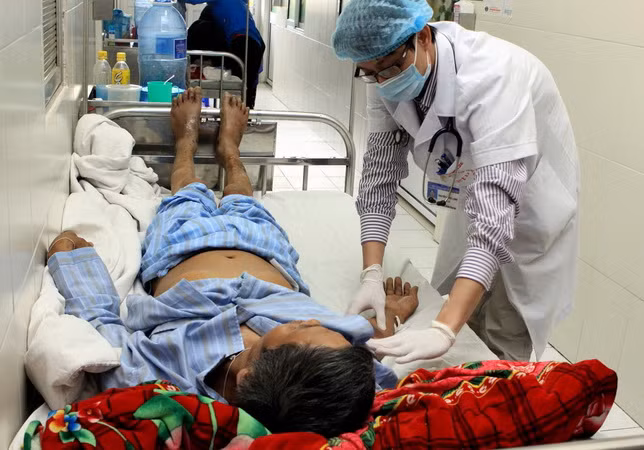 Món tiết canh là nguyên nhân gây ra 70% ca bệnh liên cầu lợn ảnh 1