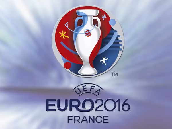 Tạ Biên Cương là bình luận viên ấn tượng nhất mùa EURO 2016 ảnh 1