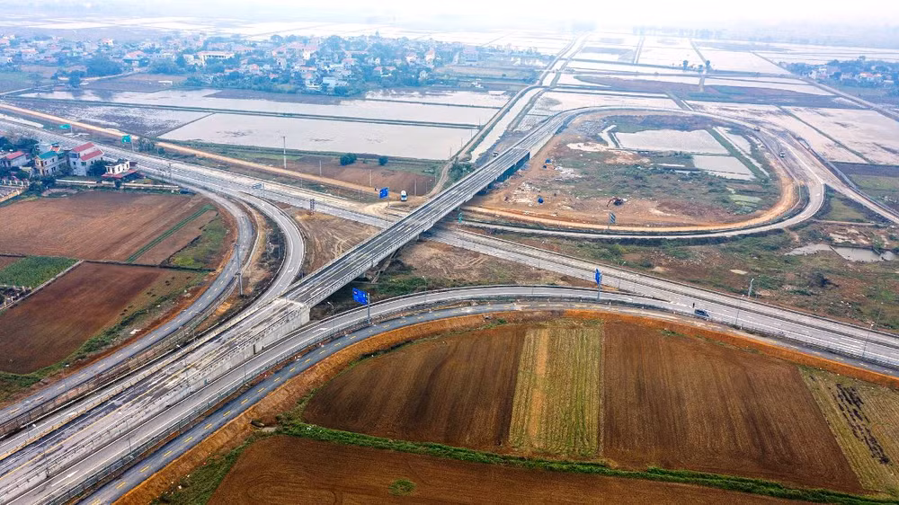 Huy động nguồn vốn nào để làm xong 5.000km cao tốc vào năm 2030? ảnh 1