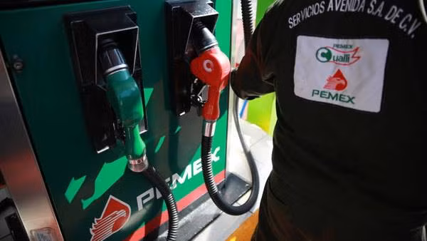 Mexico giải cứu Tập đoàn Dầu khí quốc gia Pemex ảnh 1