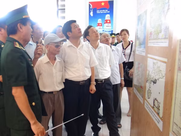 Triển lãm bằng chứng Hoàng Sa, Trường Sa của Việt Nam ảnh 1