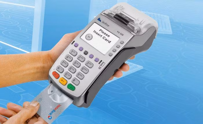 Chi tiêu bằng thẻ tín dụng quốc tế được hoàn tiền tới 1,5 triệu đồng ảnh 1