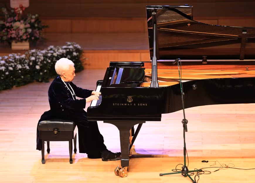 'Cây đại thụ' piano Thái Thị Liên: Phím dương cầm đã thôi ngân ảnh 1