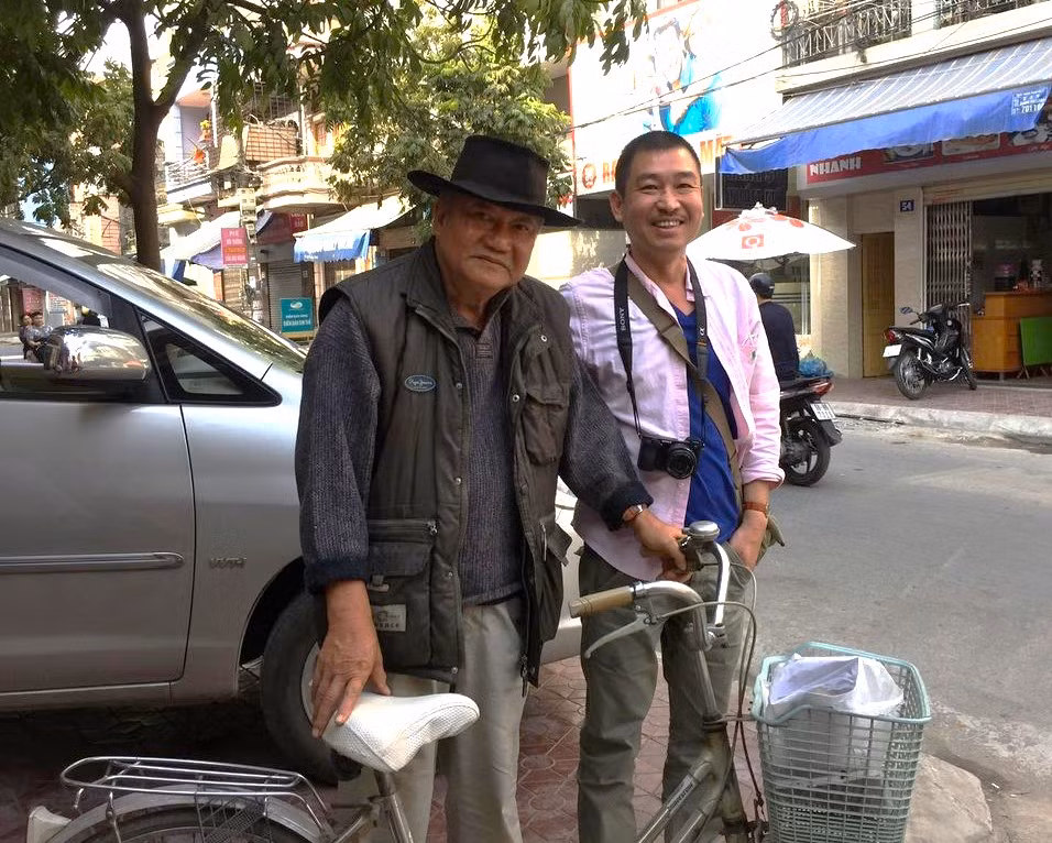 Tiễn Người Thơ Đào Trọng Khánh: Hãy bơi đi (cùng) đàn cá mòi khô ảnh 4