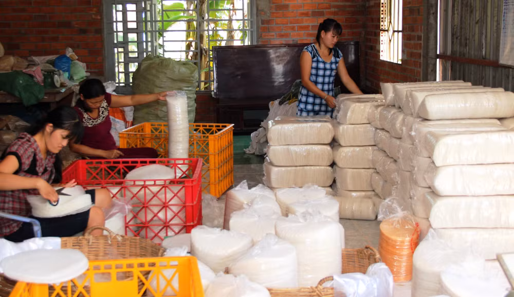 Bánh tráng phơi sương Trảng Bàng - ẩm thực nổi tiếng đất Tây Ninh ảnh 3