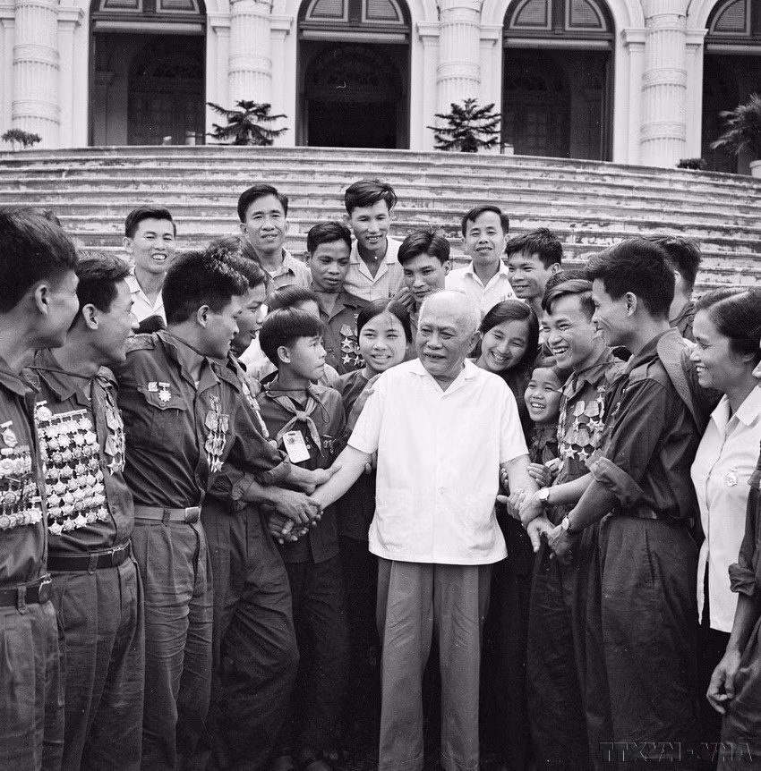 Nhà lãnh đạo tiêu biểu nhất của chính sách đại đoàn kết của Đảng ảnh 3