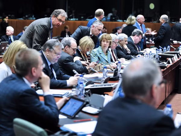 Nga: EU hủy hoại sự tín nhiệm bằng biện pháp trừng phạt ảnh 1