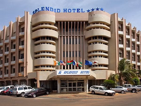Dùng chất nổ tấn công giải cứu 12 con tin tại Burkina Faso ảnh 1