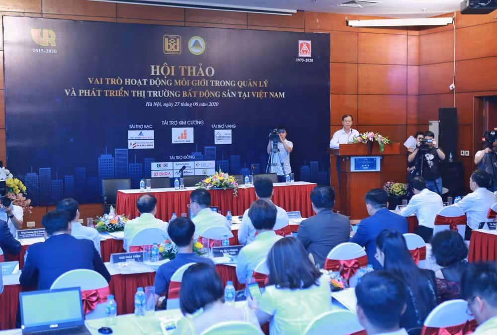 Vai trò môi giới trong quản lý, phát triển thị trường bất động sản ảnh 1