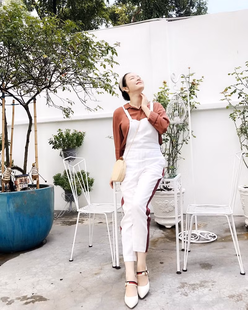 Hoa hậu Mỹ Linh, Jolie Nguyễn khoe street style du lịch “sang chảnh” ảnh 13