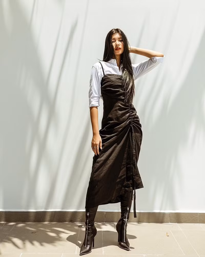 Hoa hậu Mỹ Linh, Jolie Nguyễn khoe street style du lịch “sang chảnh” ảnh 7