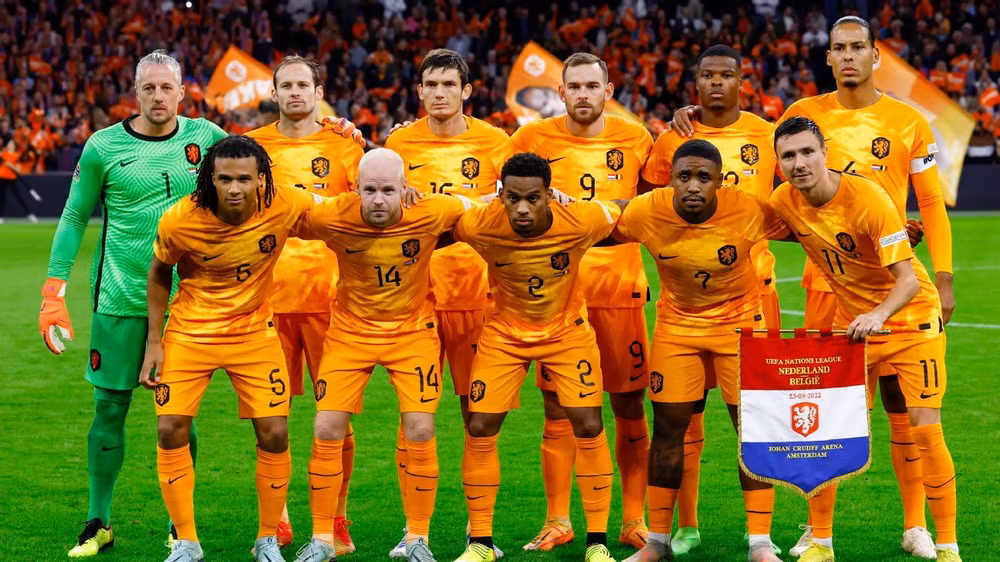 World Cup 2022: “Cơn lốc màu Da cam” chiếm ưu thế ở bảng A ảnh 1