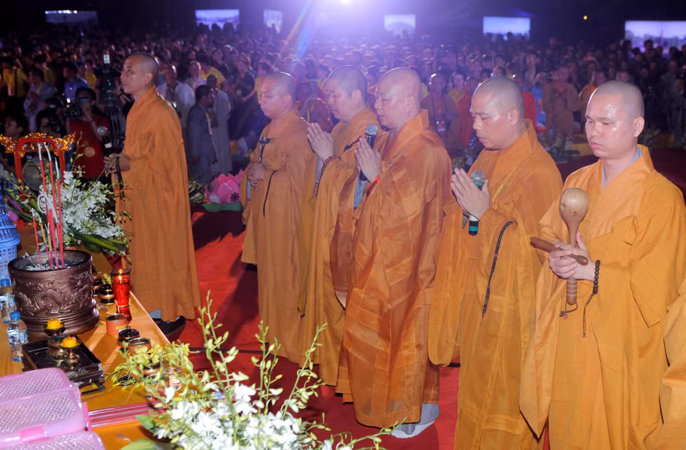 Đại lễ cầu siêu cầu quốc thái dân an và hòa bình thế giới ảnh 1