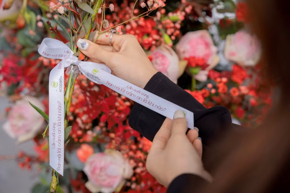 Hàng nghìn bông hoa sen lan tỏa yêu thương nhân mùa Vu Lan ảnh 9