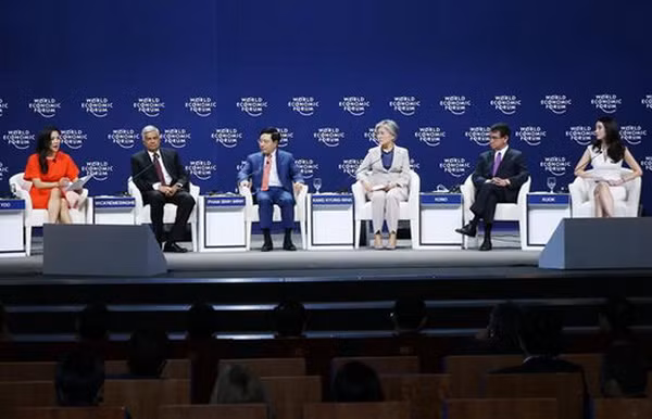 WEF ASEAN: Việt Nam ủng hộ sáng kiến tôn trọng chủ quyền của các nước ảnh 1