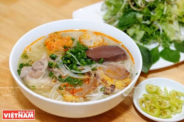 Sáu món ăn tiêu biểu, ngon khó cưỡng của ẩm thực Thừa Thiên-Huế ảnh 1