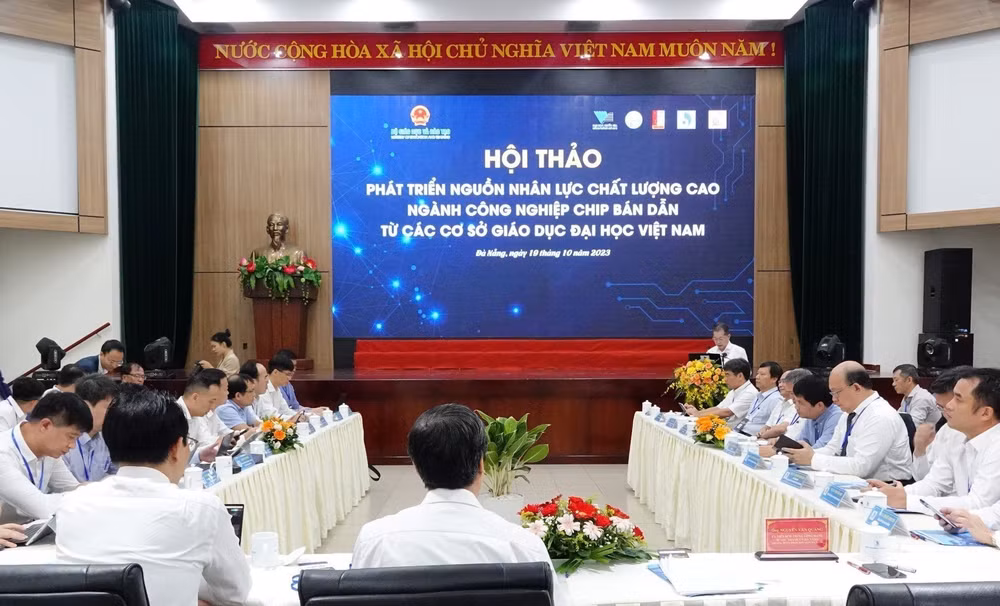Phát triển nhân lực chất lượng cao ngành công nghiệp chip bán dẫn ảnh 1
