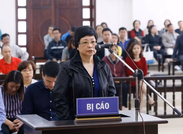 Bị cáo Châu Thị Thu Nga không đồng ý bồi hoàn 54 tỷ đồng ảnh 2