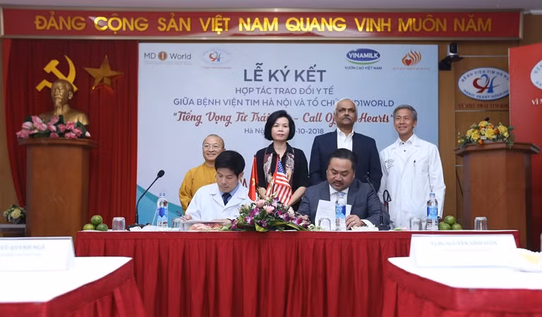 MD1World và bệnh viện tim Hà Nội ký kết hợp tác trao đổi y tế ảnh 1