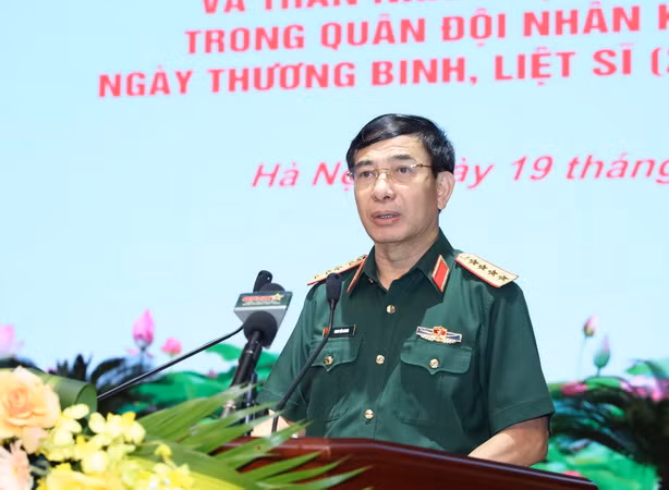 Gặp mặt người có công, thân nhân liệt sỹ đang công tác trong Quân đội ảnh 2