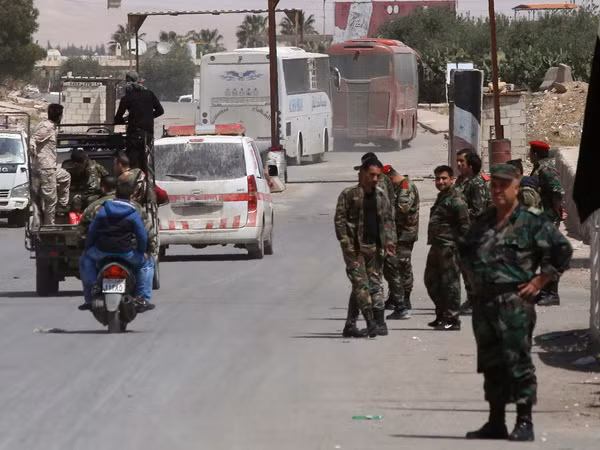 Quân đội Syria tấn công các nhóm khủng bố ở phía Nam Damascus ảnh 1