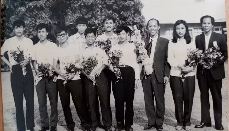 Nhà giáo nhân dân Lê Hải Châu - người thầy của nhiều tài năng Toán học ảnh 2