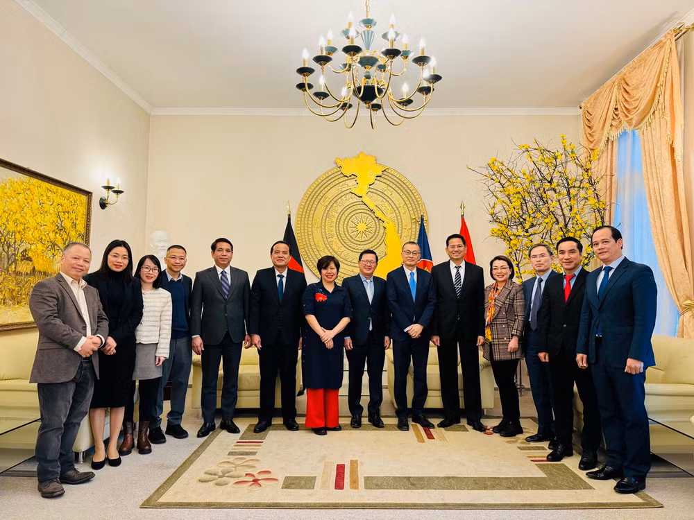 ttxvn_bo tu phap viet nam duc 3.jpg