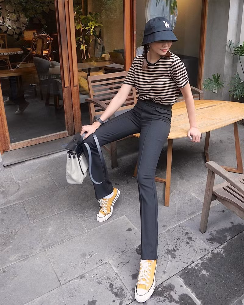 Street style khoe chân dài miên man của dàn mỹ nhân Việt ảnh 1