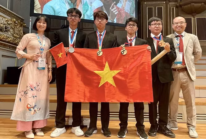 Việt Nam giành 3 Huy chương Vàng tại Olympic Hóa học Quốc tế 2023 ảnh 1