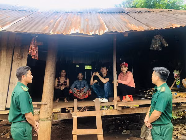 Ngăn chặn mua bán người qua biên giới: Để Tây Nguyên mãi yên bình ảnh 2