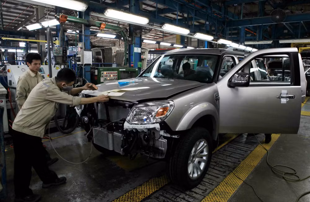 Ford Việt Nam lập kỷ lục doanh số bán hàng trong năm 2015 ảnh 1