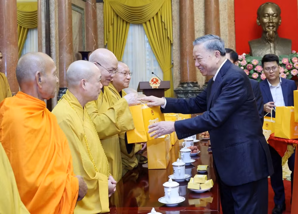 ttxvn_chu_tich_nuoc_to_lam_gap_mat_lanh_dao_cac_to_chuc_ton_giao_2.jpg