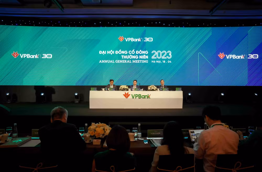 VPBank: Sẽ hoàn tất việc bán CP cho nhà đầu tư nước ngoài trong quý 3 ảnh 1