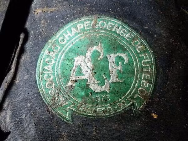 Các đội bóng, cầu thủ gửi lời chia buồn đến CLB Chapecoense ảnh 1