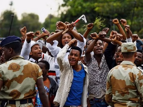 Ethiopia bắt hơn 11.000 người sau khi lệnh tình trạng khẩn cấp ảnh 1