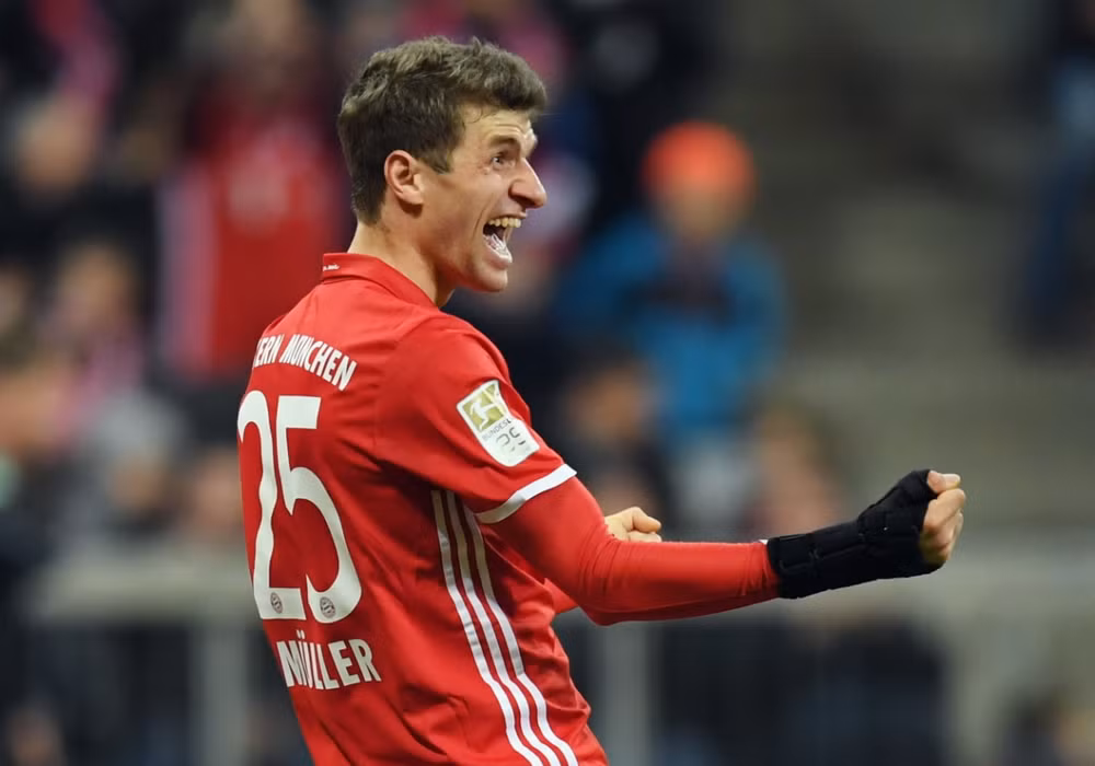 RB Leipzig bại trận, Bayern trở lại ngôi đầu sau màn hủy diệt ảnh 1