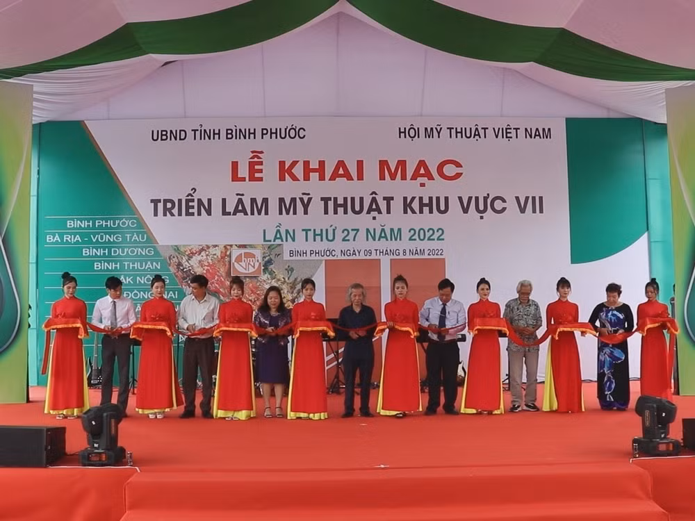 Triển lãm mỹ thuật khu vực Đông Nam Bộ: Giới thiệu văn hóa đặc trưng ảnh 2