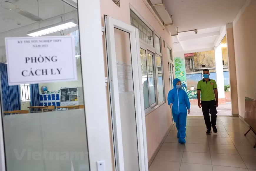 Hà Nội: Các điểm thi tốt nghiệp THPT tổng diễn tập phòng dịch COVID-19 ảnh 2