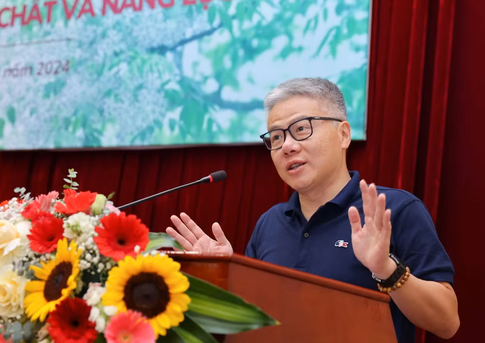 ttxvn_giao su Ngo bao Chau.jpg