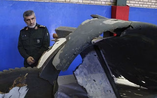 Quân đội Iran suýt bắn hạ một máy bay chở 35 người của Mỹ ảnh 1