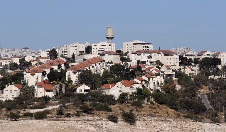 Nhiều dự án xây nhà định cư của Israel nằm sâu trong khu Bờ Tây ảnh 1