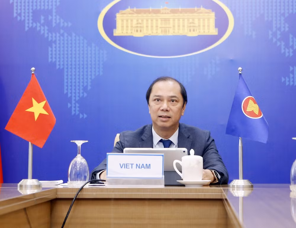 Đối thoại giữa các Bộ trưởng Ngoại giao ASEAN và Ngoại trưởng Anh ảnh 1
