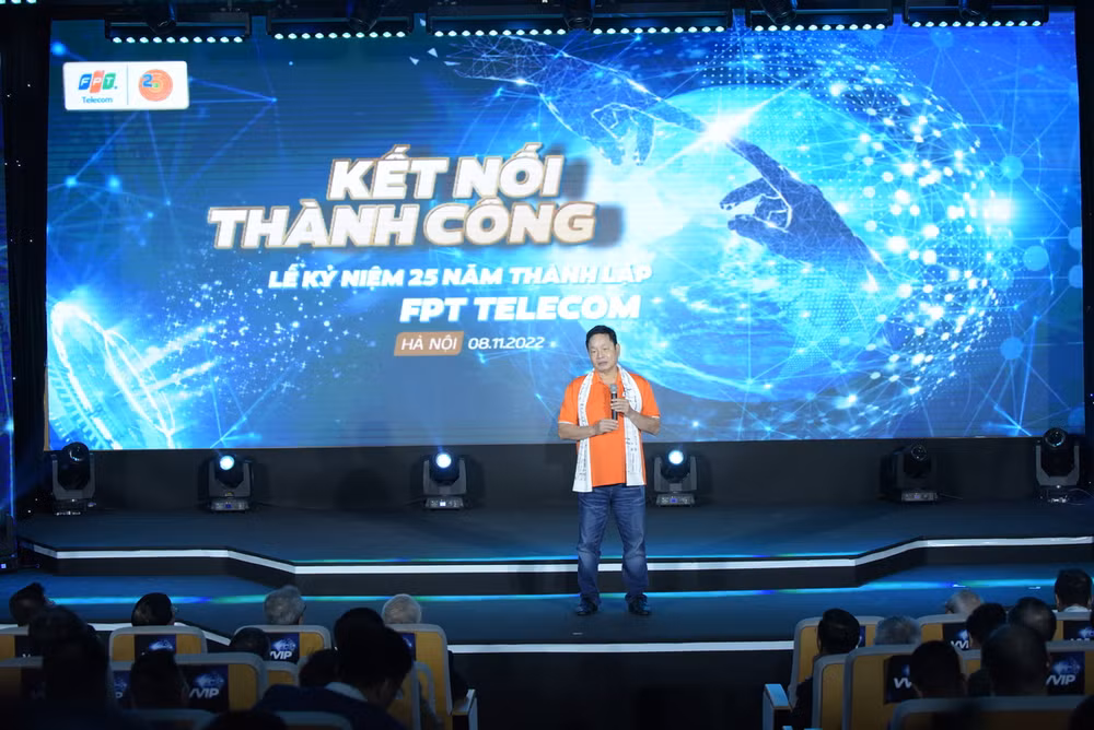 FPT Telecom - 25 năm góp phần đưa Internet Việt Nam phát triển ảnh 2